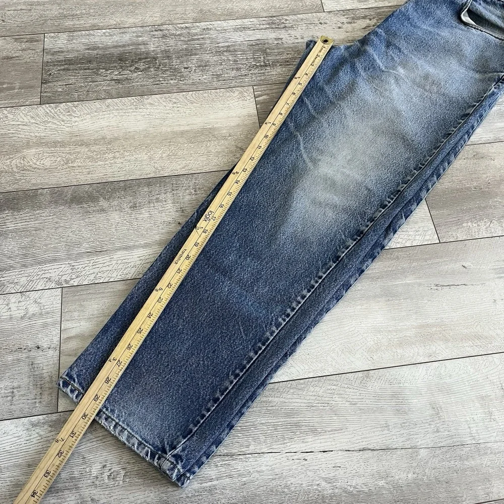 Vintage Levis Jeans Mens 38x30 Blue Relaxed Fit Straight Leg Medium Wash
